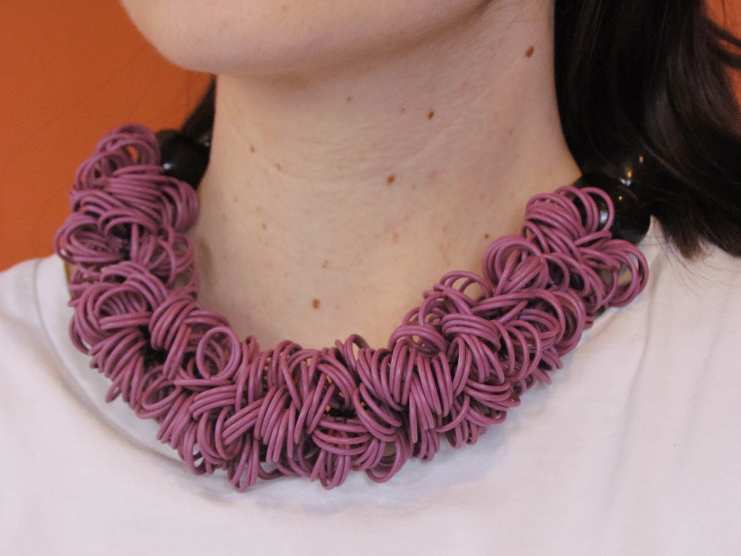 Handgemaakte paars zwarte ketting